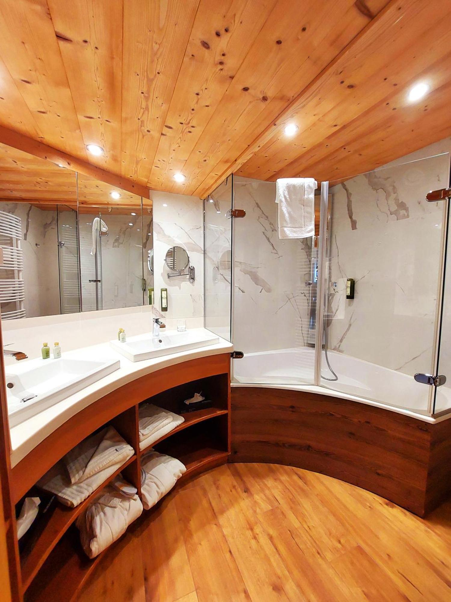 Park Hotel Suisse & Spa Chamonix Ngoại thất bức ảnh